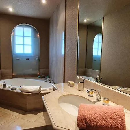 ヴィラ La Casa De Margarita Y Sisco, Avec Piscine *