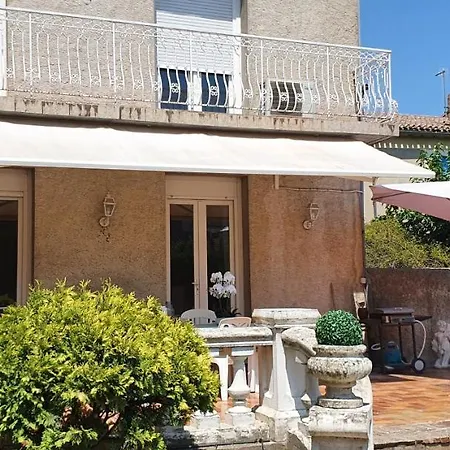 La Casa De Margarita Y Sisco, Avec Piscine Вилла